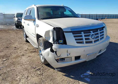2007 Cadillac Escalade Standard from USA, damaged, VIN 1GYEC63847R292396